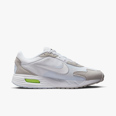 NIKE AIR MAX SOLO