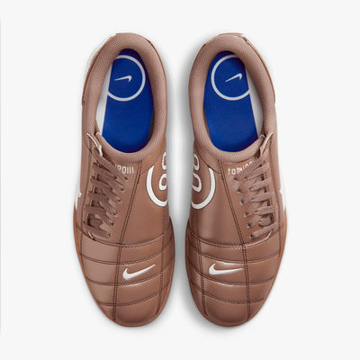 Nike Total 90