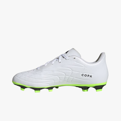 adidas Copa Pure II.4 versátil