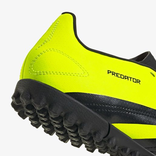 adidas Predator Club moqueta