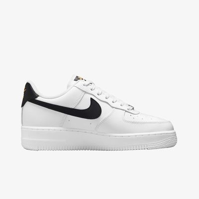 Nike Air Force 1 07 Essential
