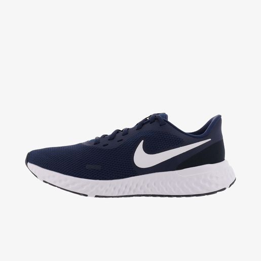 Nike Revolution 5