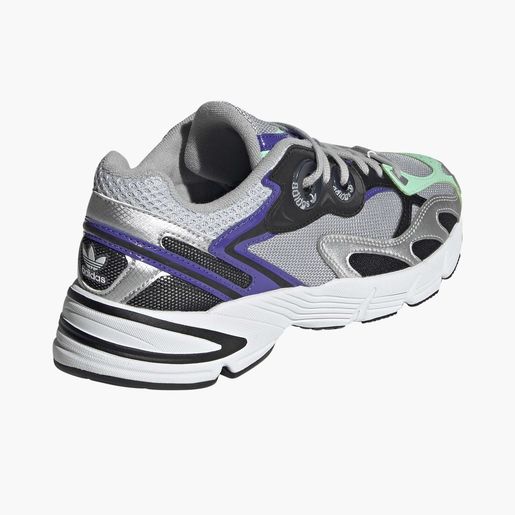 adidas Astir