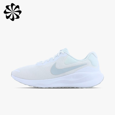 Nike Revolution 7