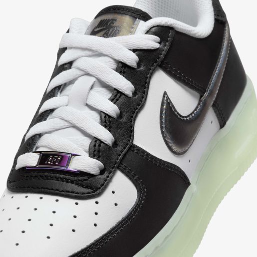 Nike Air Force 1 LV8