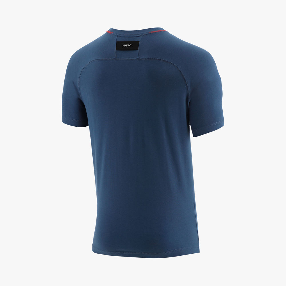 Nike F.C. Tribuna