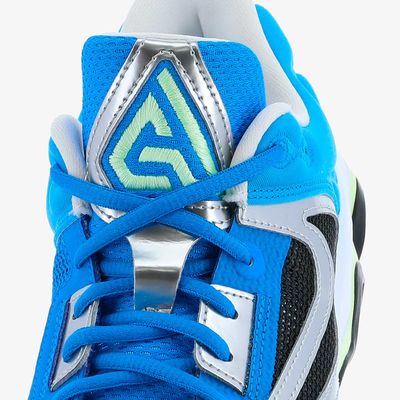 Nike Giannis Immortality 3