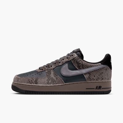 Nike Air Force 1 '07 LV8