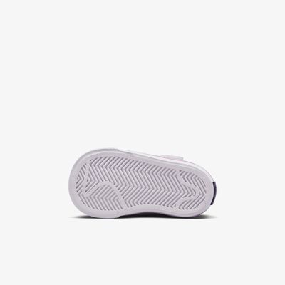 Nike Court Legacy