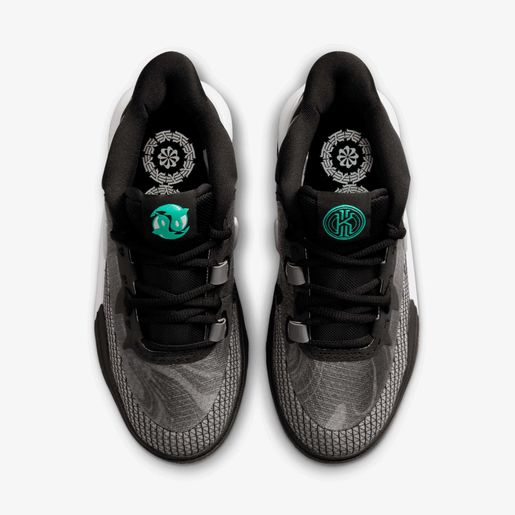 Kyrie 8 GO