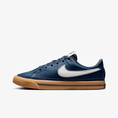 Nike Court Legacy