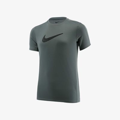 Nike Trophy23