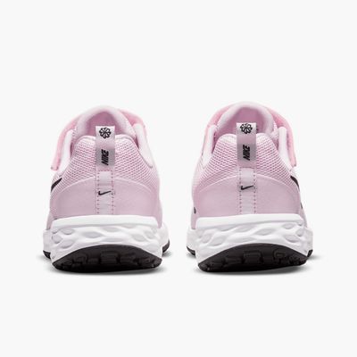 Nike Revolution 6