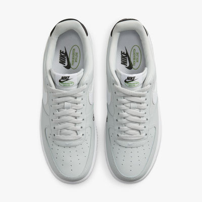 Nike Air Force 1 07 LV8