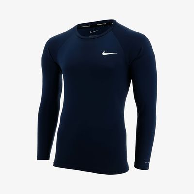 Nike Essential