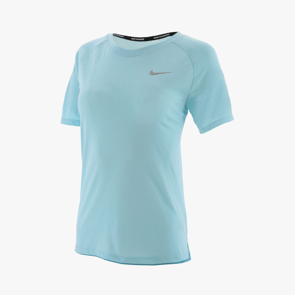 nike tailwind top