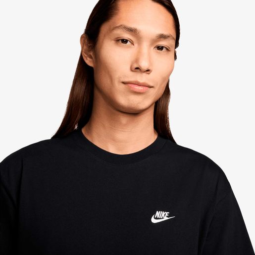 Nike Sportswear Club
