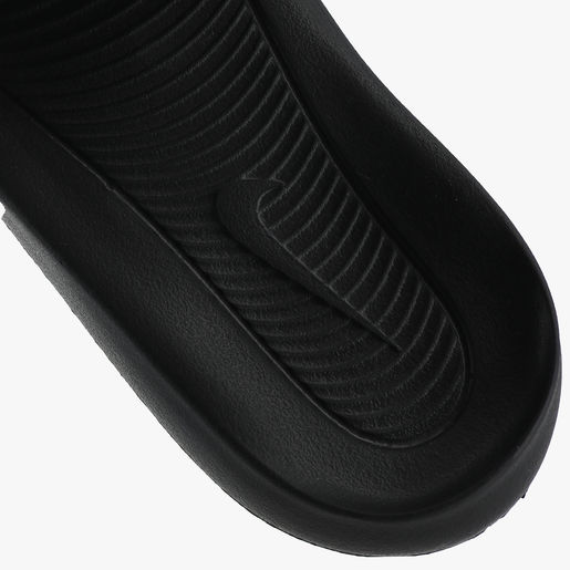 Nike Victori One
