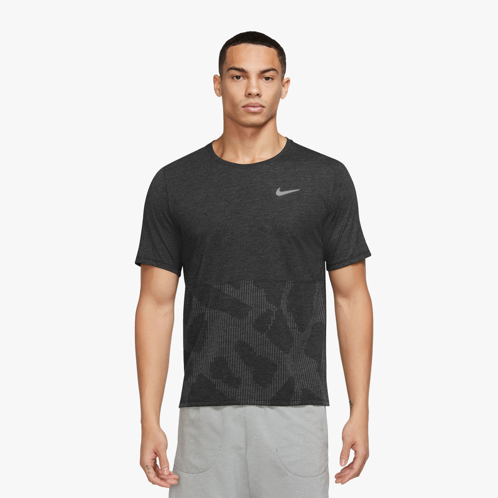 Nike Dri-FIT Run Division