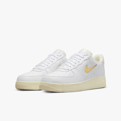 Nike Air Force 1 07 LX