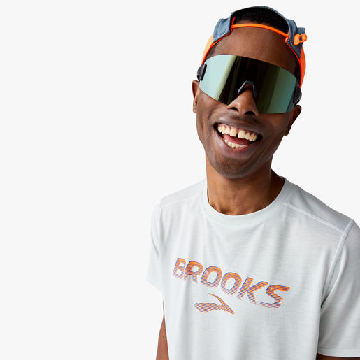 Brooks Distance