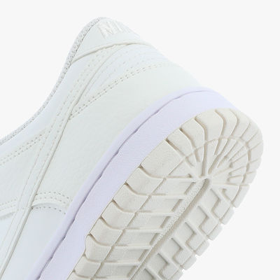 Nike Dunk Low SE
