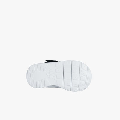 Nike Court Royale