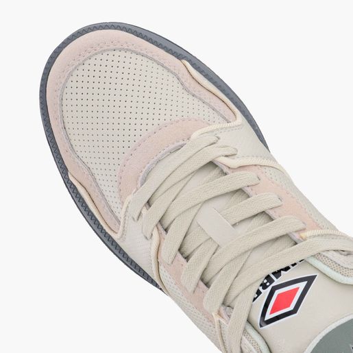Umbro Diamondback 500T