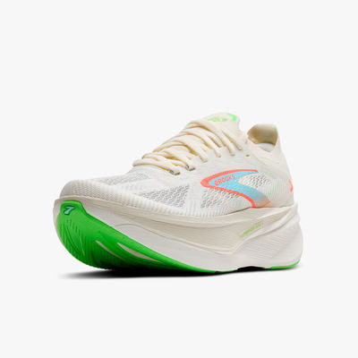 Brooks Hyperion Max 3