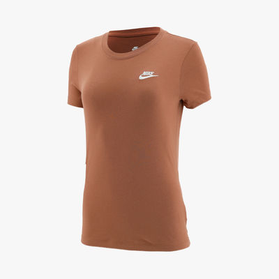Nike Sportswear Club