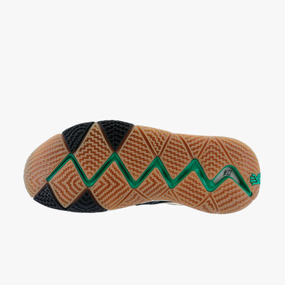 Nike Kyrie 4