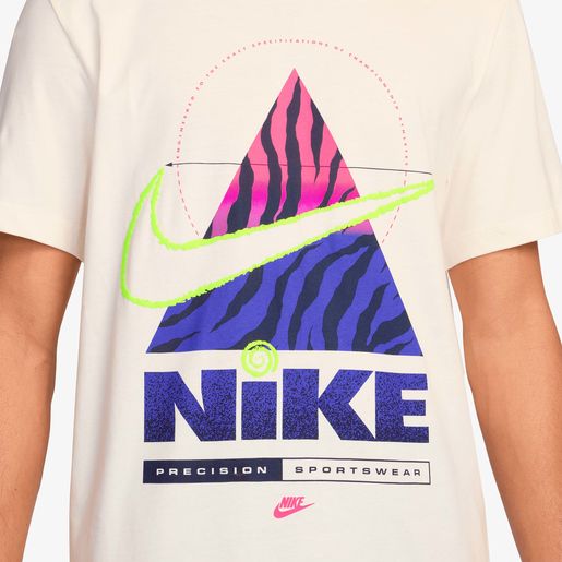 Nike Sportswear Club