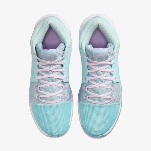 Nike LeBron Witness 8
