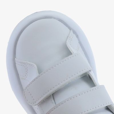 adidas Advantage