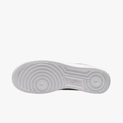 Nike Air Force 1 07 LV8