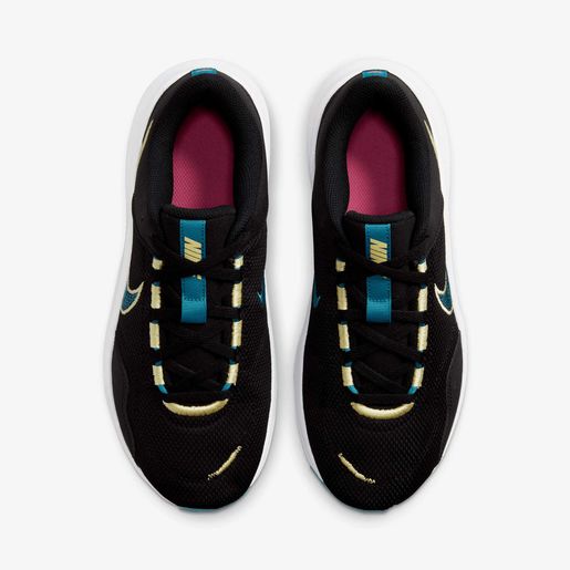 Nike Legend Essential 3 Next Nature