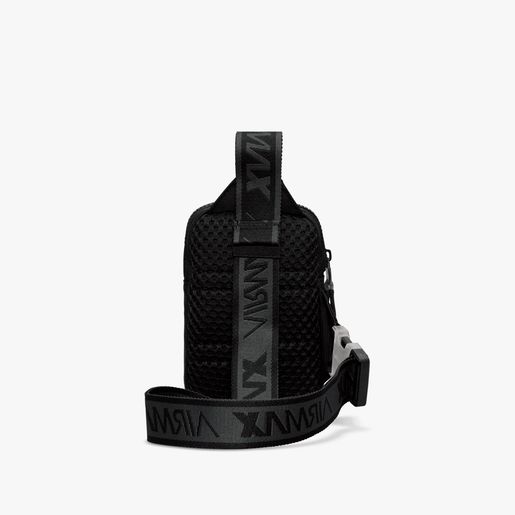 Nike Sportswear Essentials