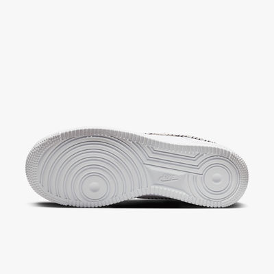 Nike Air Force 1 LX United