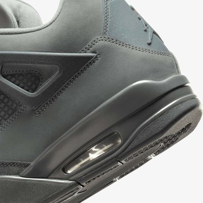 Air Jordan 4 Retro SE Wet Cement