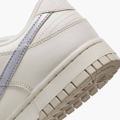 Nike Dunk Low Ess