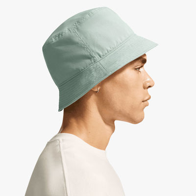 Nike Sombrero Apex Futura