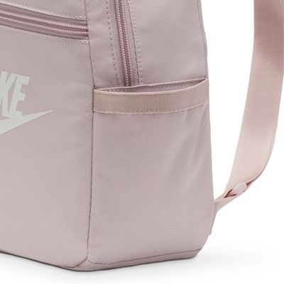 Nike Futura 365