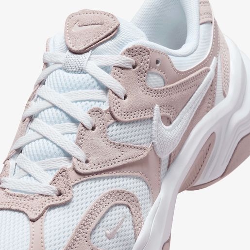 Nike AL8