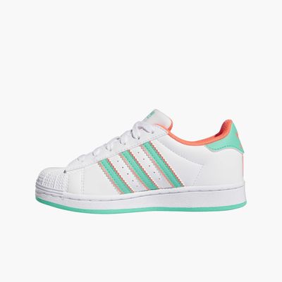 adidas Superstar