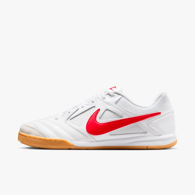 Nike Gato