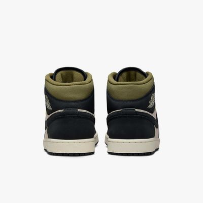 Air Jordan 1 Mid SE