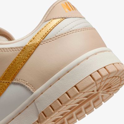 Nike Dunk Low Ess