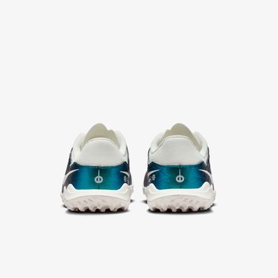 Nike Jr. Tiempo Legend 10 Academy 30