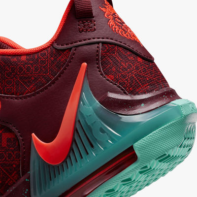 LeBron Witness 7 SE