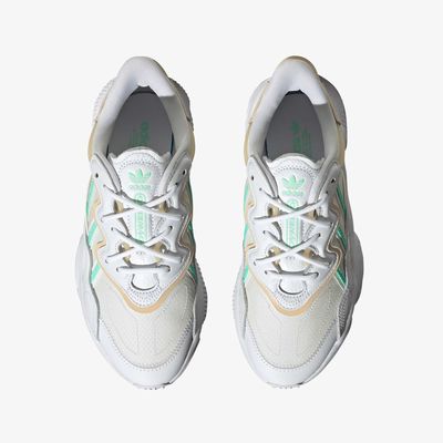 adidas OZWEEGO